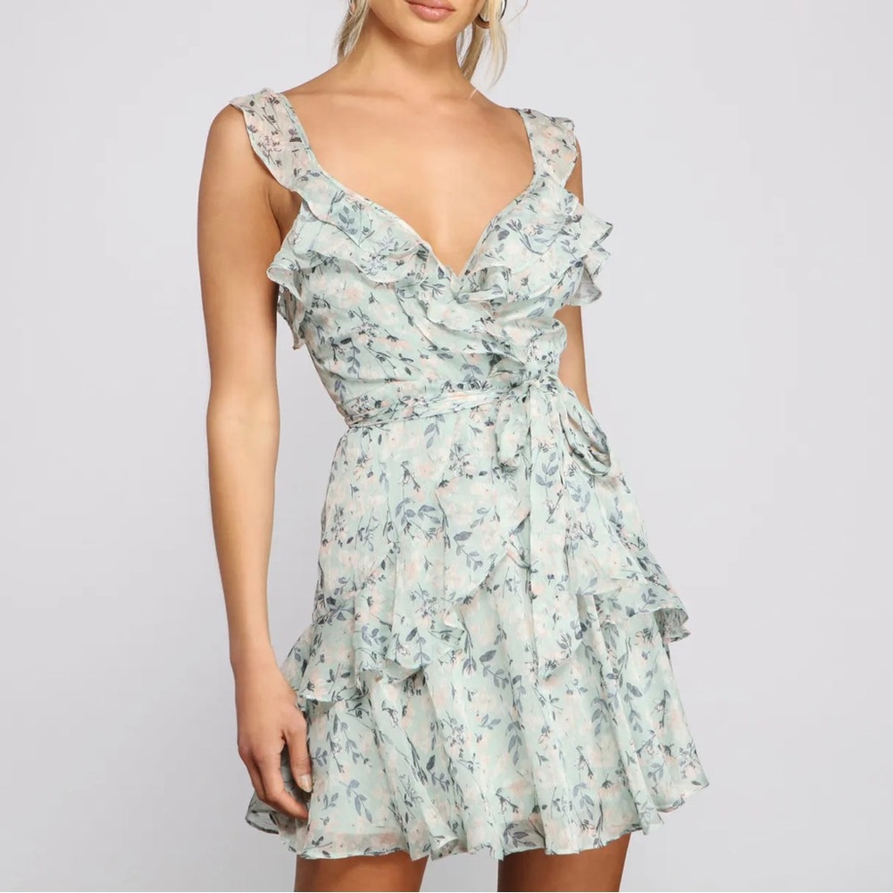 Windsor Romantic Floral Ruffled Chiffon Skater Dress